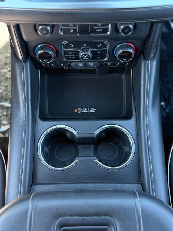 2023 Chevrolet Suburban Image 16