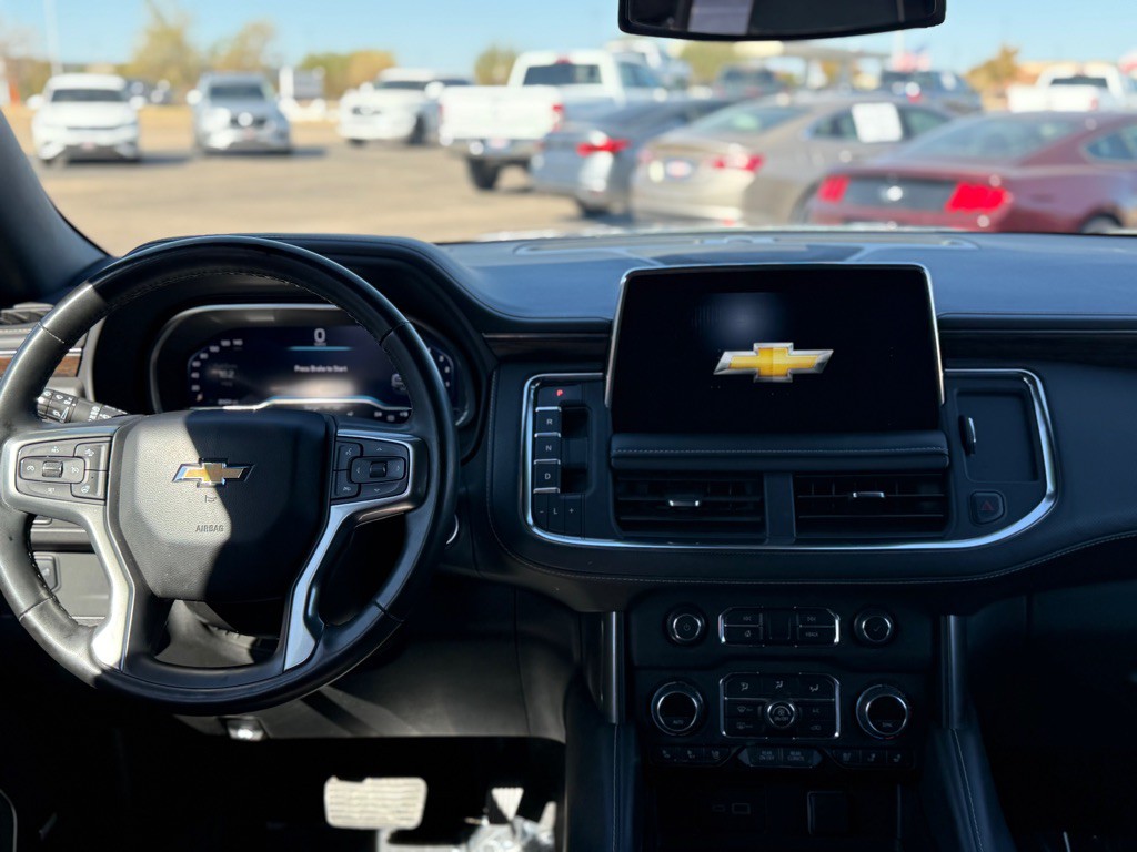 2023 Chevrolet Suburban Image 17