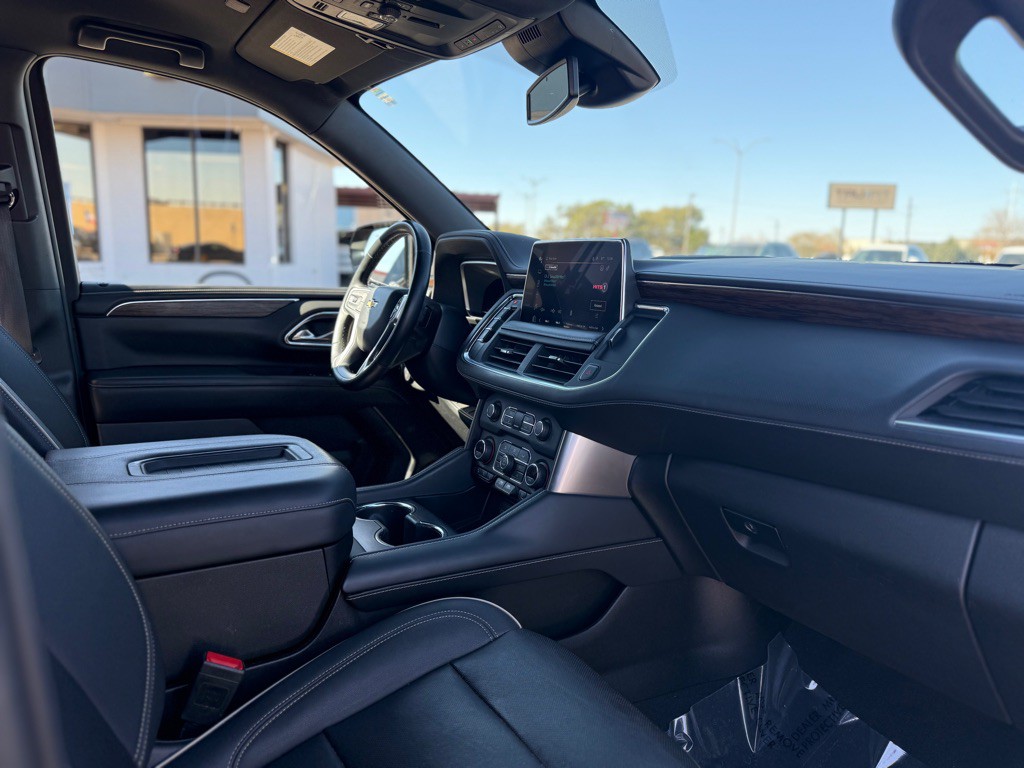 2023 Chevrolet Suburban Image 20