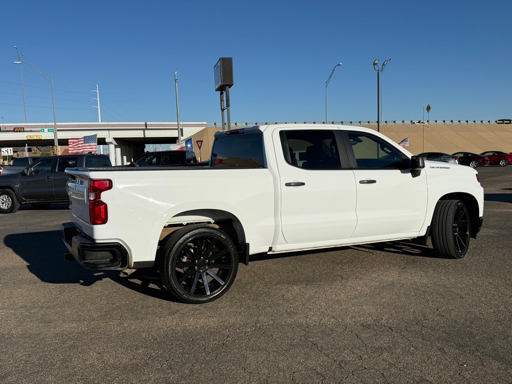 2021 Chevrolet Silverado 1500 Image 3