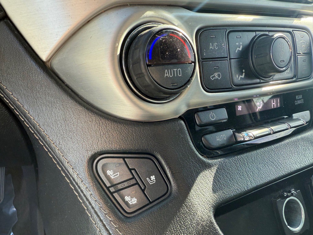 2018 GMC Yukon Image 19