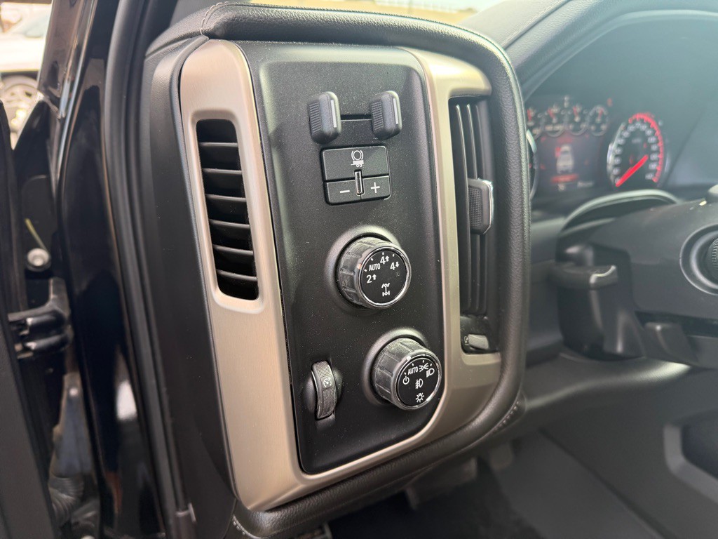 2014 GMC Sierra Image 16