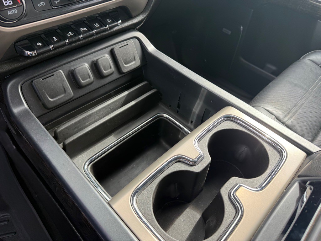 2014 GMC Sierra Image 17