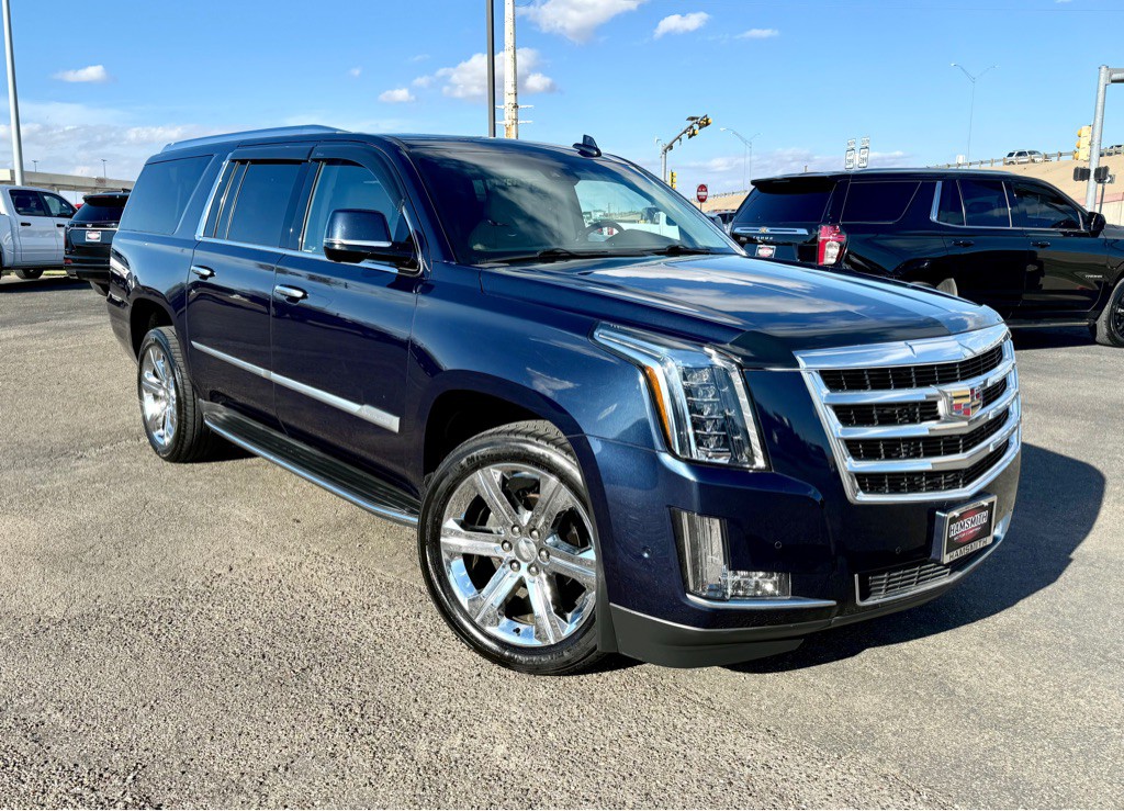 2019 Cadillac Escalade Image 2