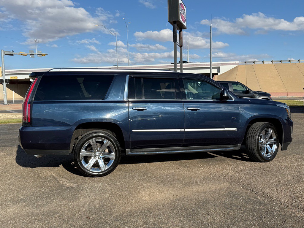 2019 Cadillac Escalade Image 5
