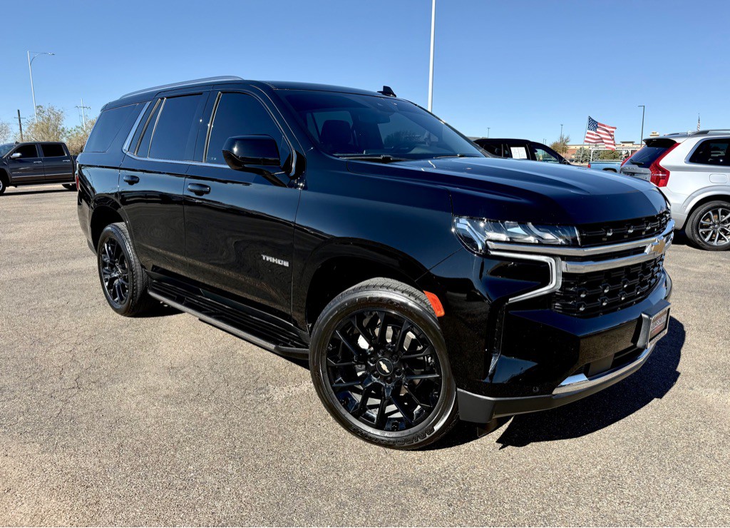 2023 Chevrolet Tahoe Image 2