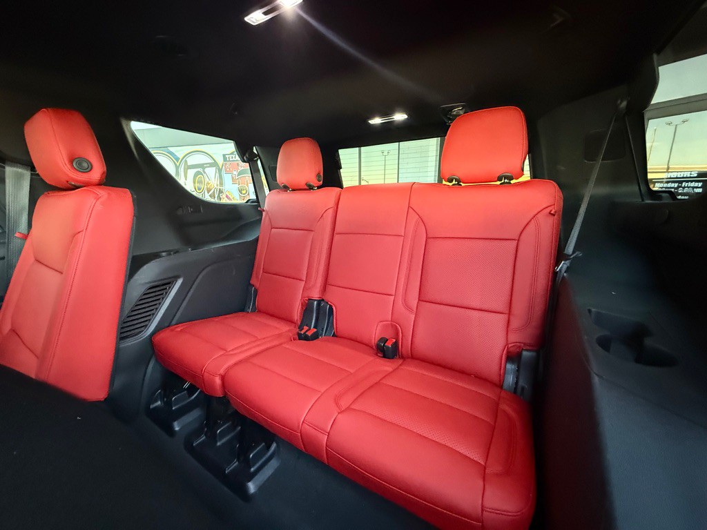 2023 Chevrolet Tahoe Image 13