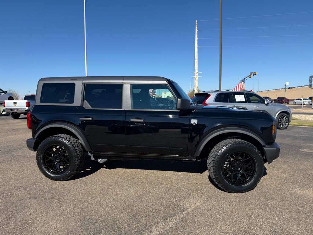 2025 Ford Bronco Image 3