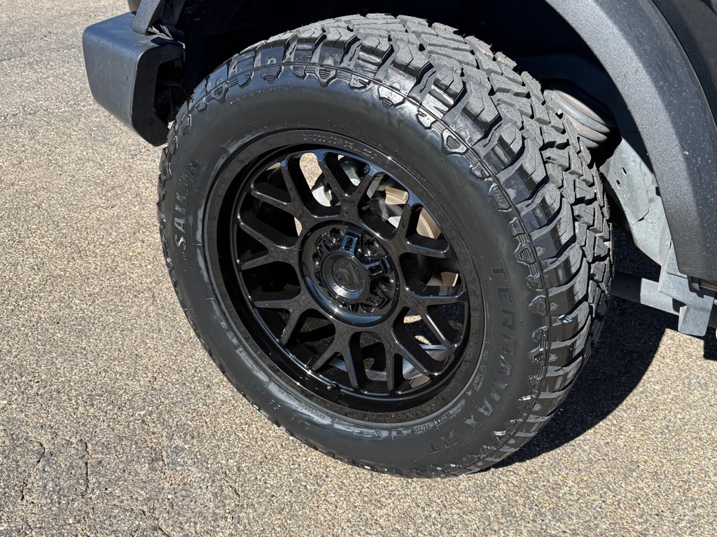 2025 Ford Bronco Image 16