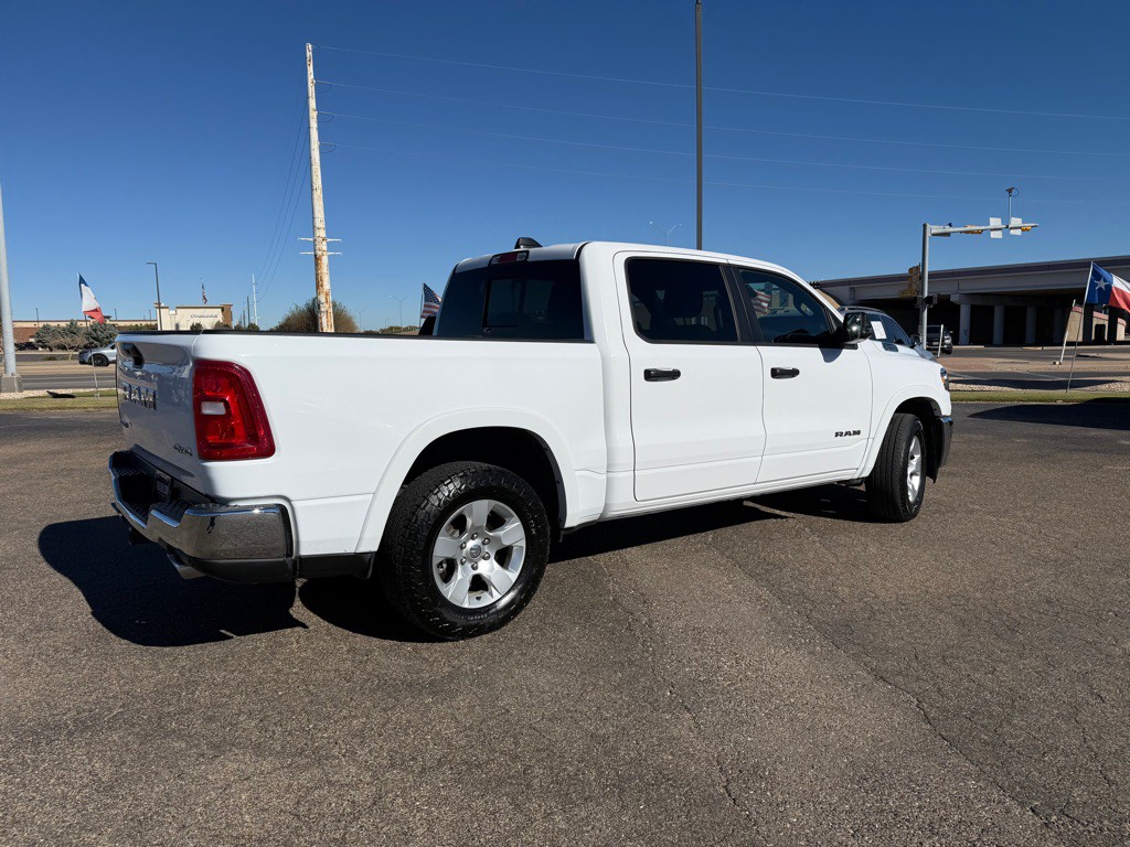 2025 RAM 1500 Image 3