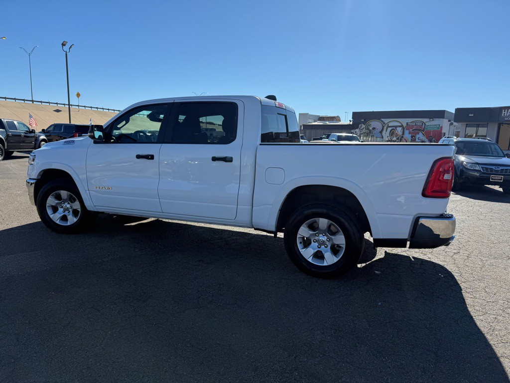 2025 RAM 1500 Image 9