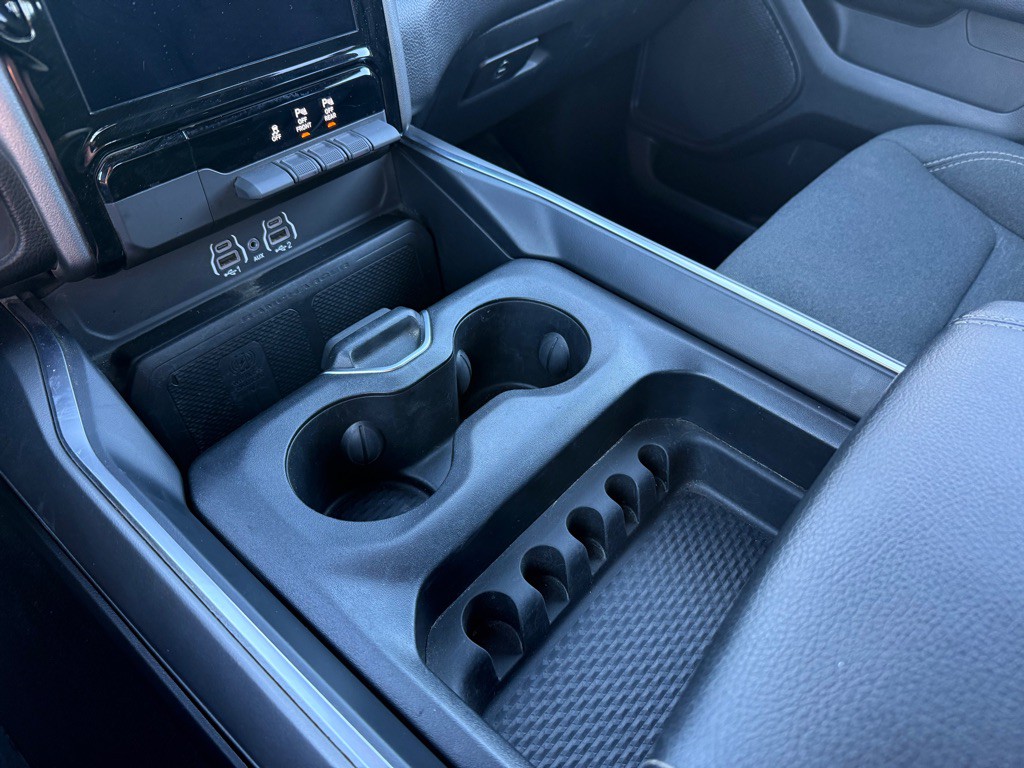 2025 RAM 1500 Image 16