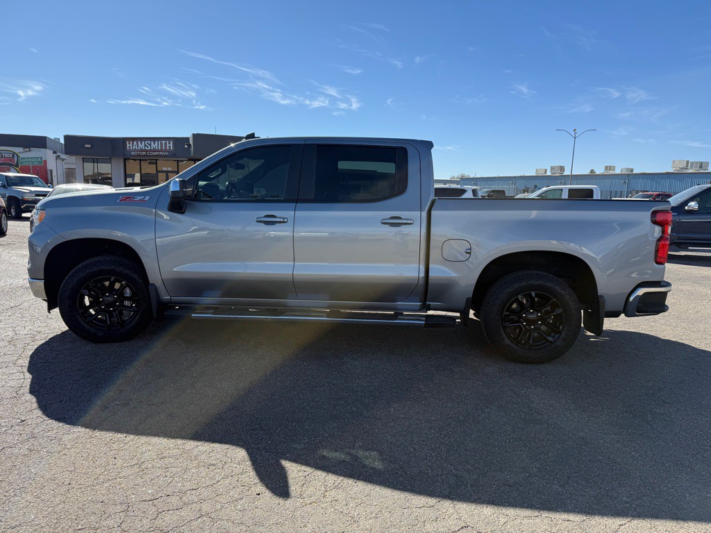 2023 Chevrolet Silverado 1500 Image 7