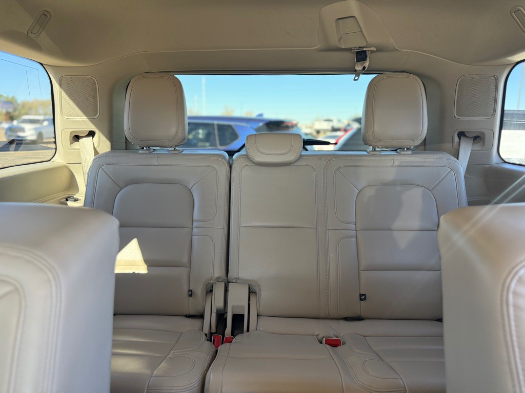 2021 Lincoln Navigator Image 14
