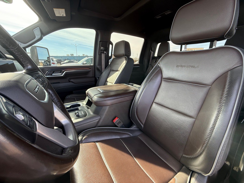 2024 GMC Sierra Image 11