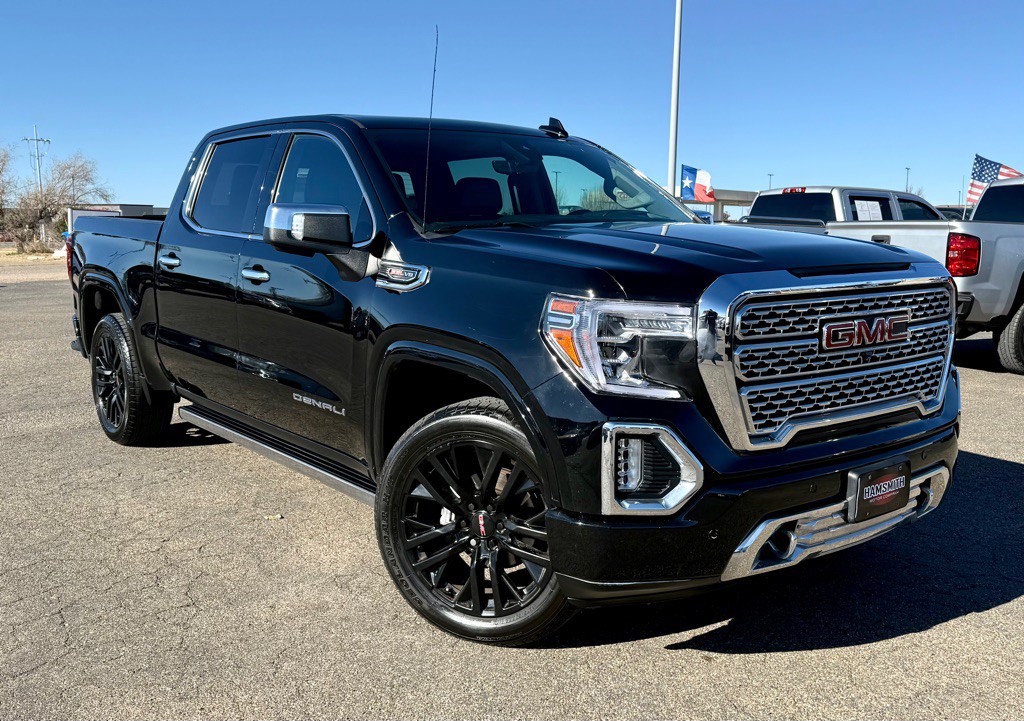 2019 GMC Sierra Image 2