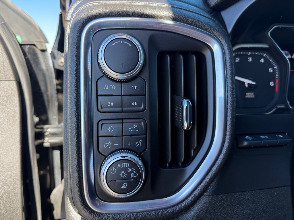 2019 GMC Sierra Image 14