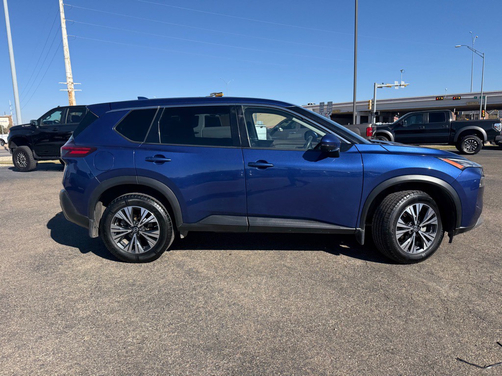 2021 Nissan Rogue Image 2
