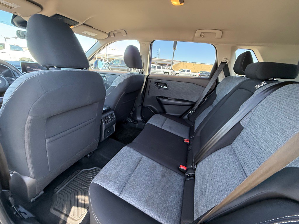 2021 Nissan Rogue Image 12