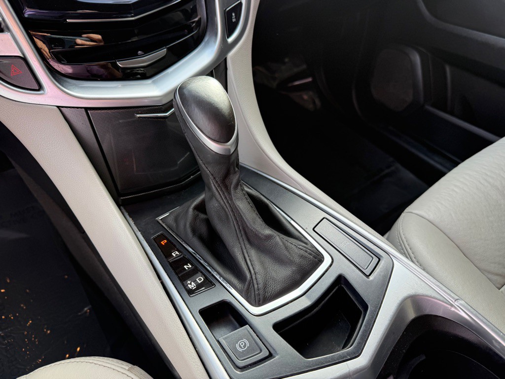 2016 Cadillac SRX Image 14