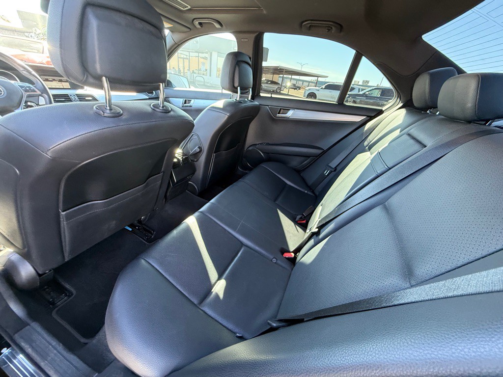 2013 Mercedes-Benz C-Class Image 12