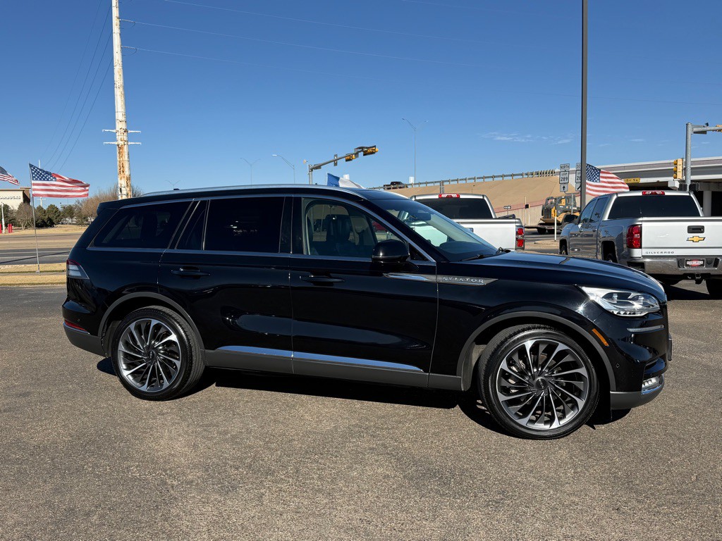 2020 Lincoln Aviator Image 4
