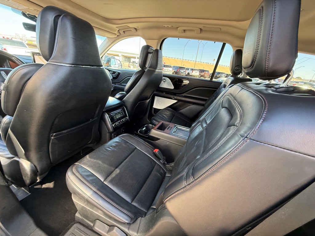 2020 Lincoln Aviator Image 13