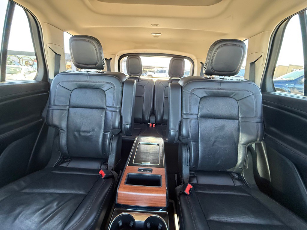 2020 Lincoln Aviator Image 14