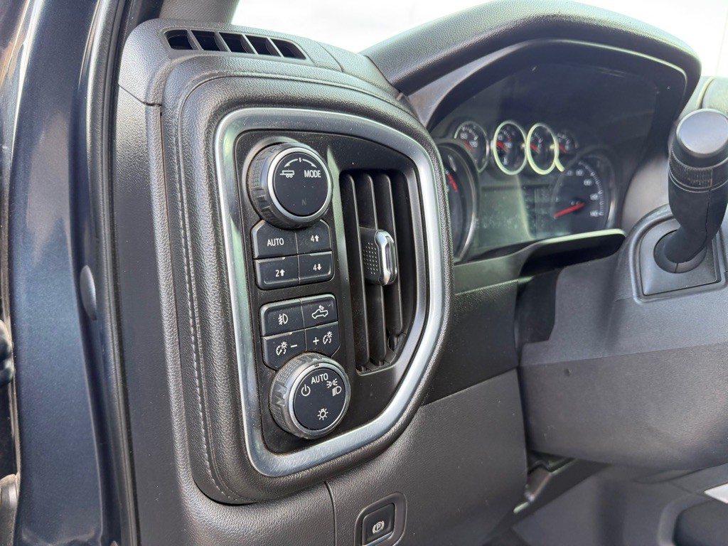 2020 Chevrolet Silverado 1500 Image 18