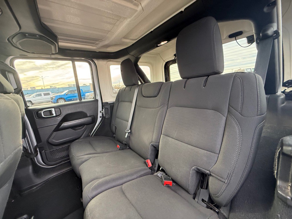 2020 Jeep Wrangler Unlimited Image 16