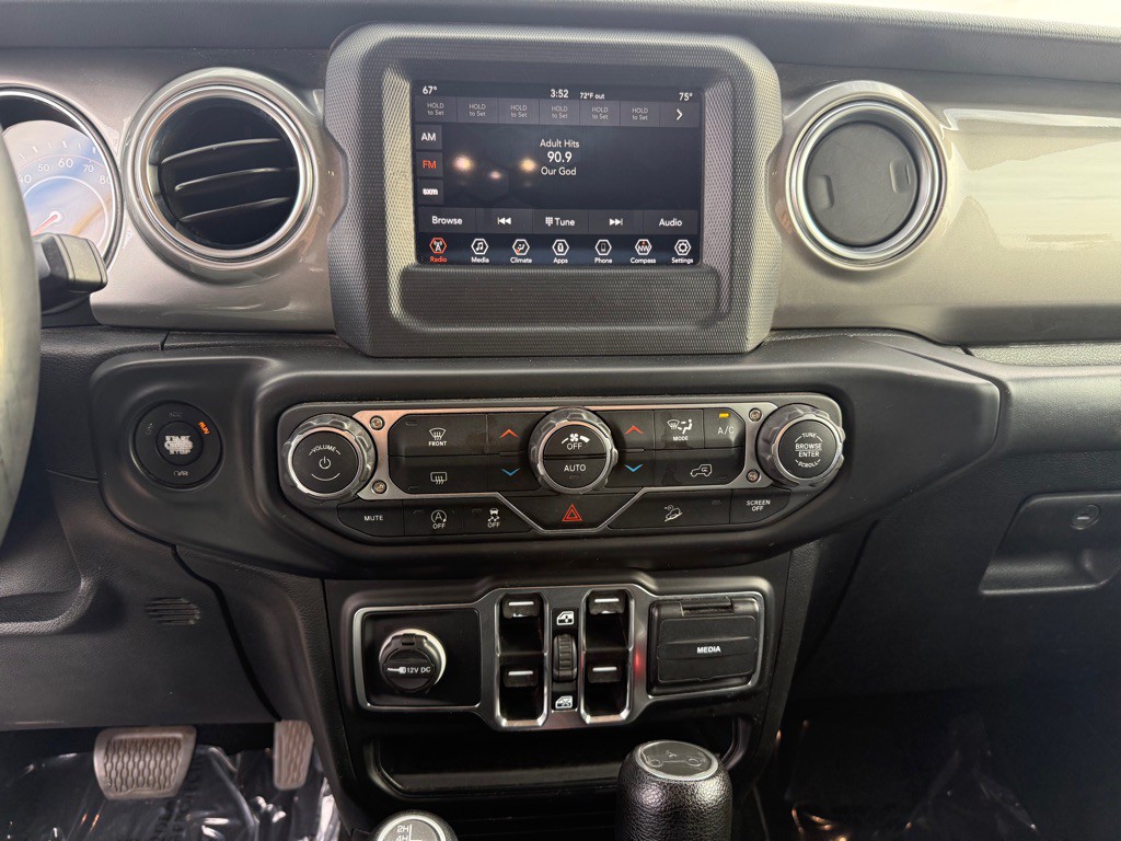 2020 Jeep Wrangler Unlimited Image 15