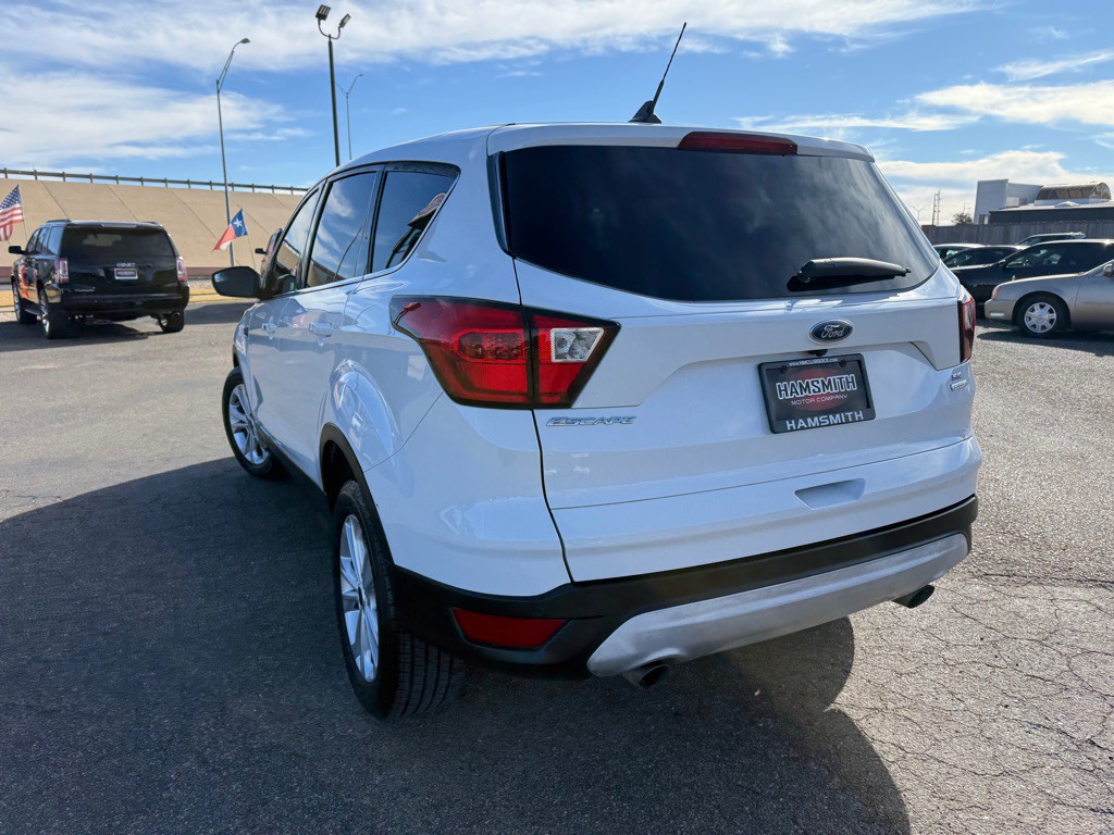 2019 Ford Escape Image 8