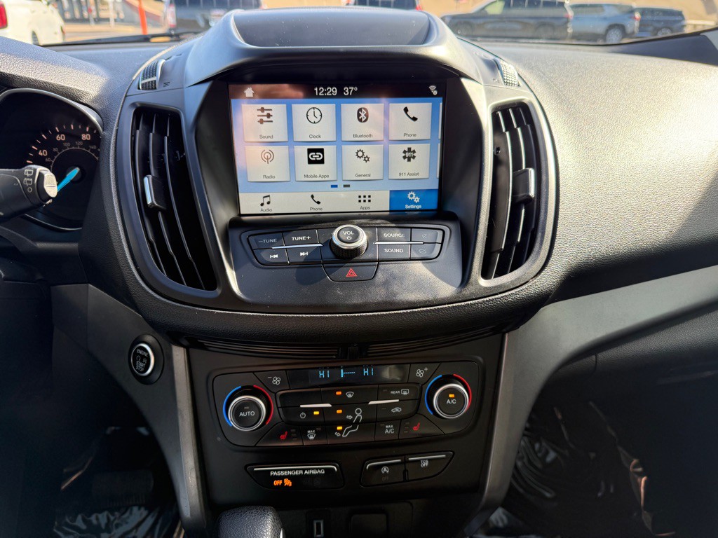 2019 Ford Escape Image 16