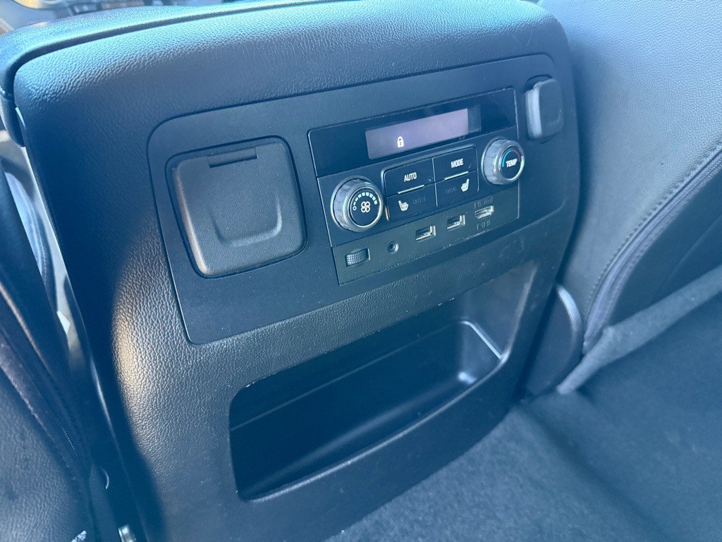 2018 Chevrolet Tahoe Image 10