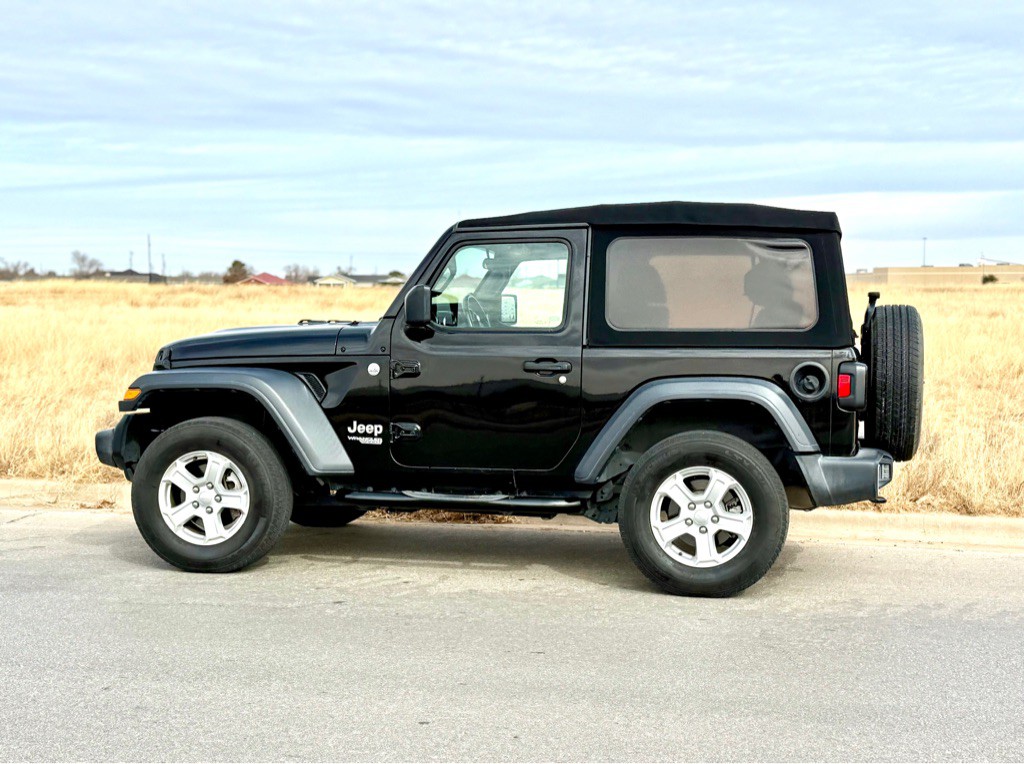 2020 Jeep Wrangler Image 4
