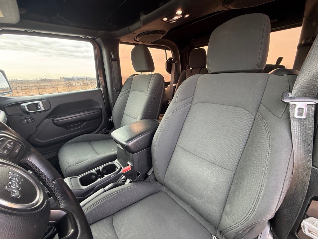 2020 Jeep Wrangler Image 9