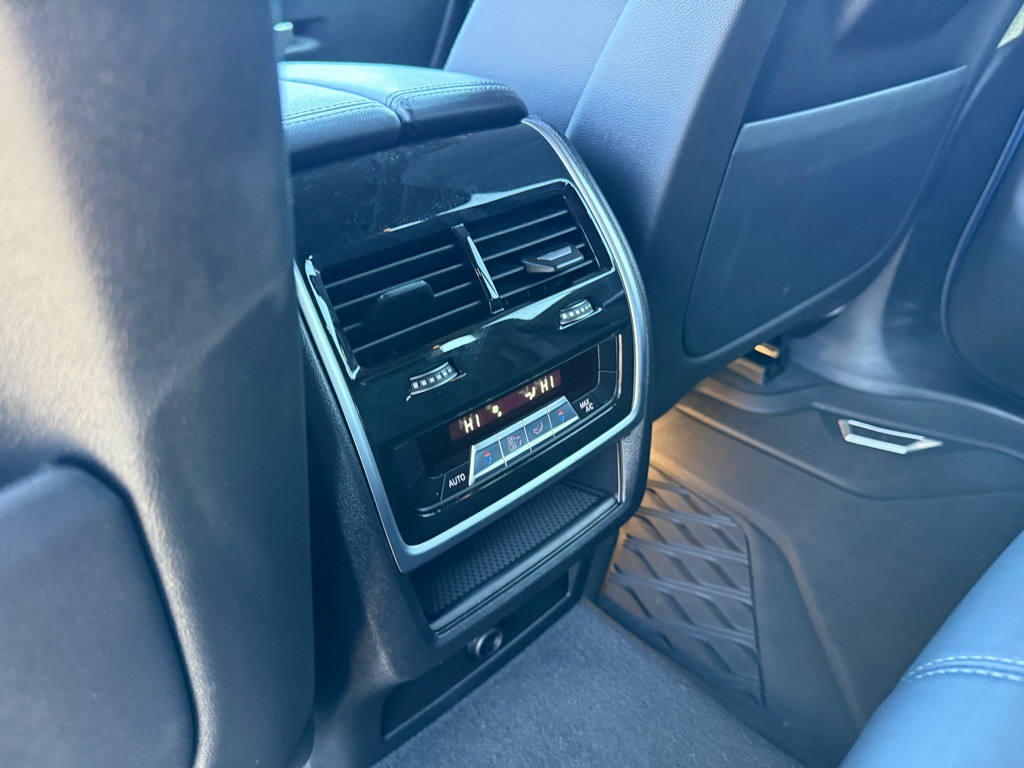 2022 BMW X5 Image 14