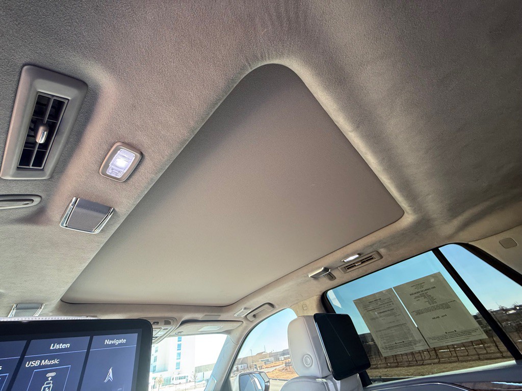 2021 Cadillac Escalade Image 13