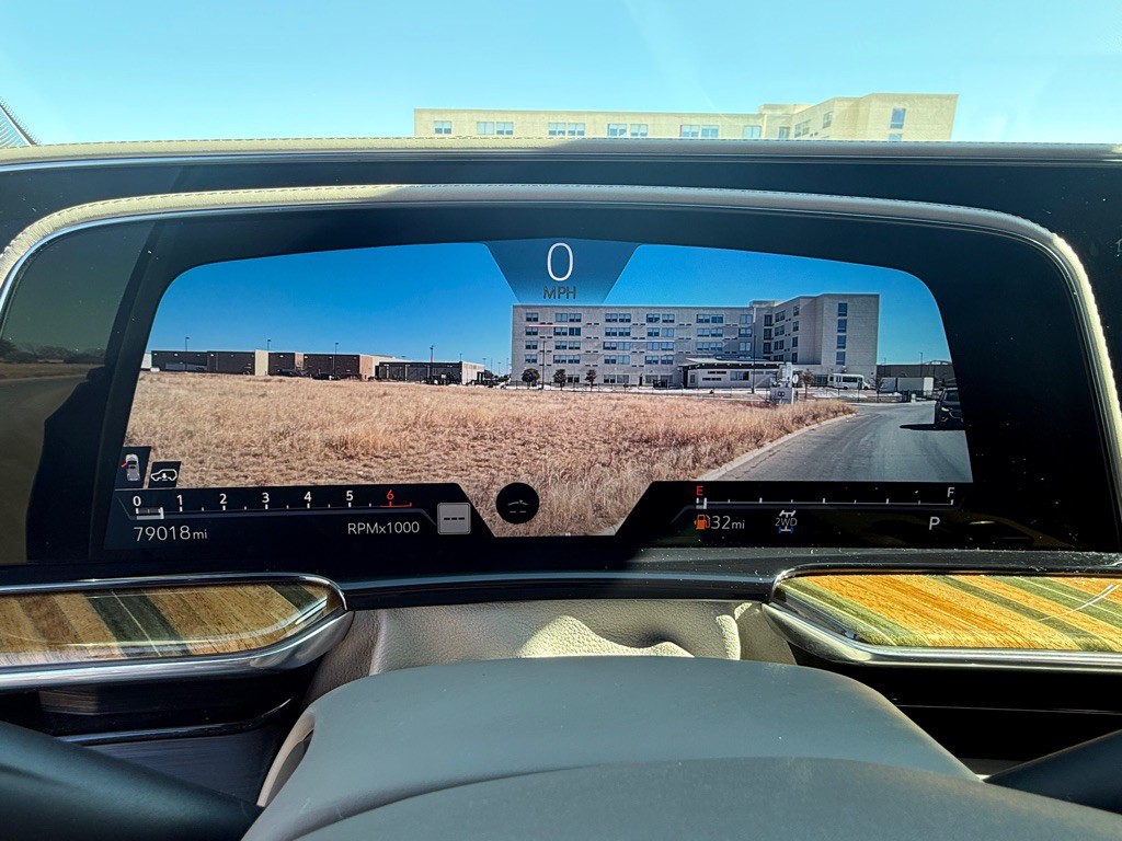 2021 Cadillac Escalade Image 22