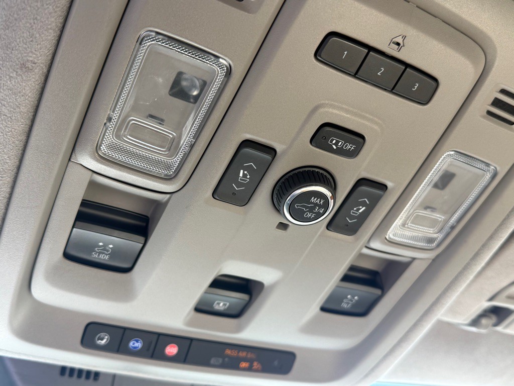 2021 Cadillac Escalade Image 24