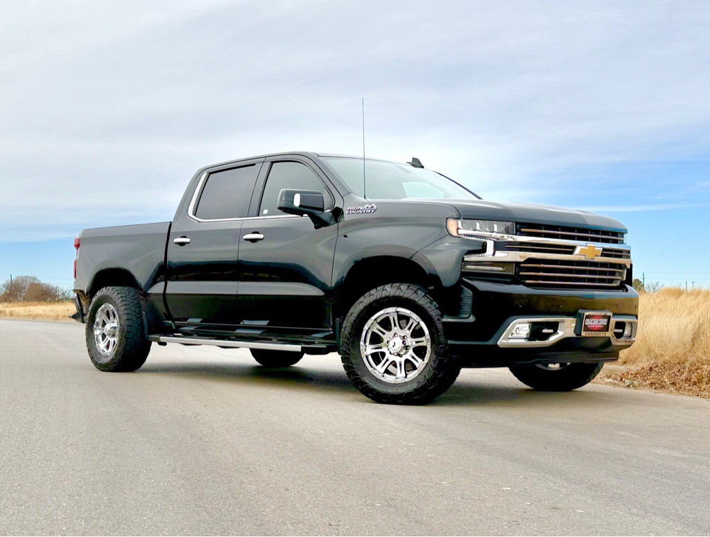 2022 Chevrolet Silverado 1500 Image 1