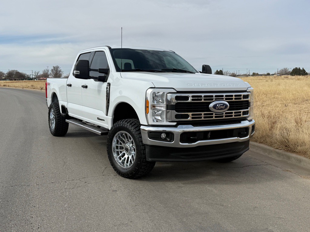 2024 Ford F-250 Image 3