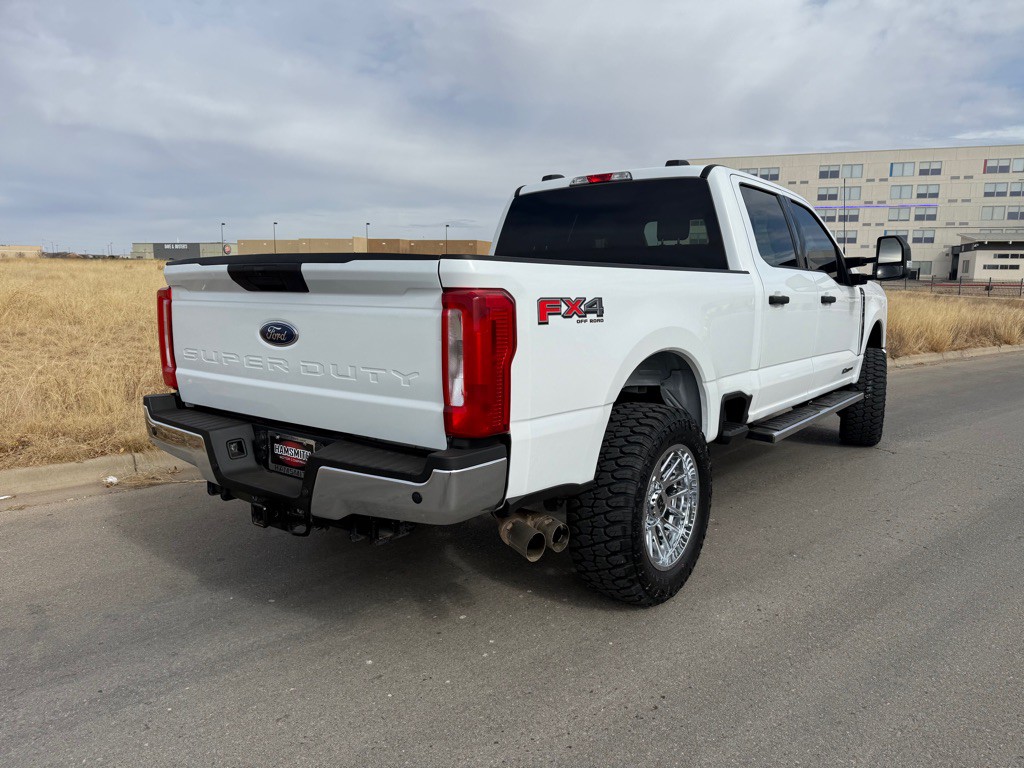 2024 Ford F-250 Image 4