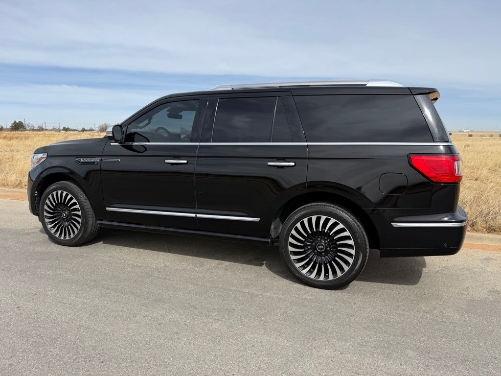 2018 Lincoln Navigator Image 4