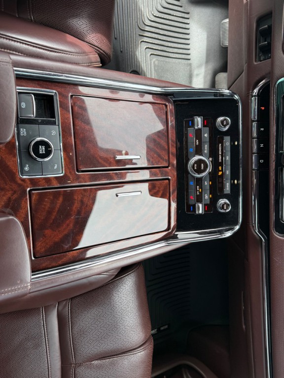 2018 Lincoln Navigator Image 20