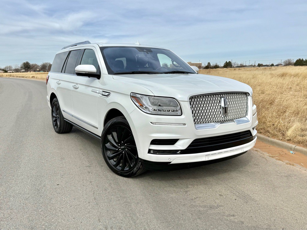 2020 Lincoln Navigator Image 3