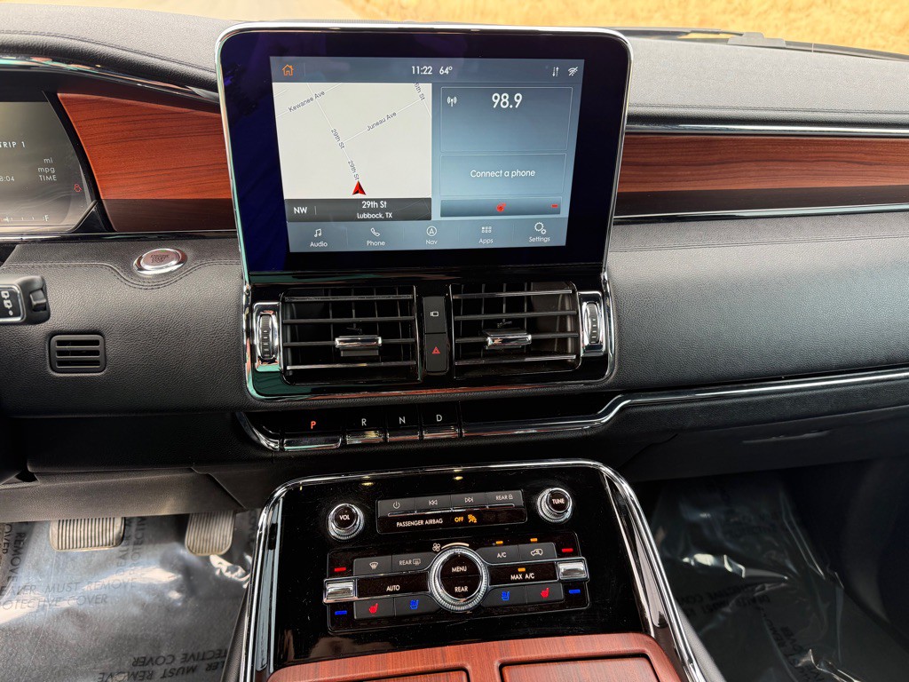 2020 Lincoln Navigator Image 20