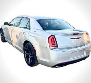 Image for 2021 Chrysler 300 S ID: 7211793