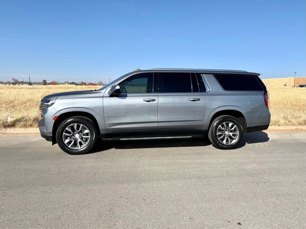 2022 Chevrolet Suburban Image 5