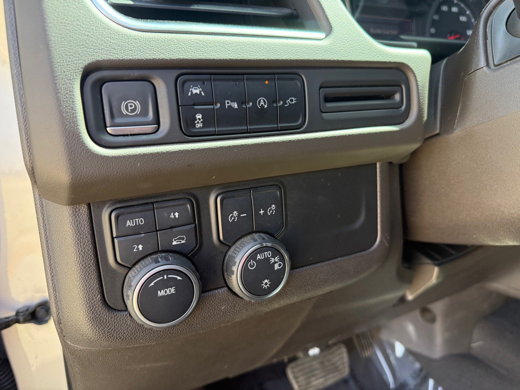 2022 Chevrolet Tahoe Image 12